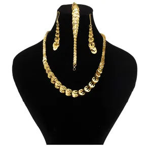 نیم ست طلا 18 عیار زنانه گالری یارطلا  مدل ملیسا کد SR08