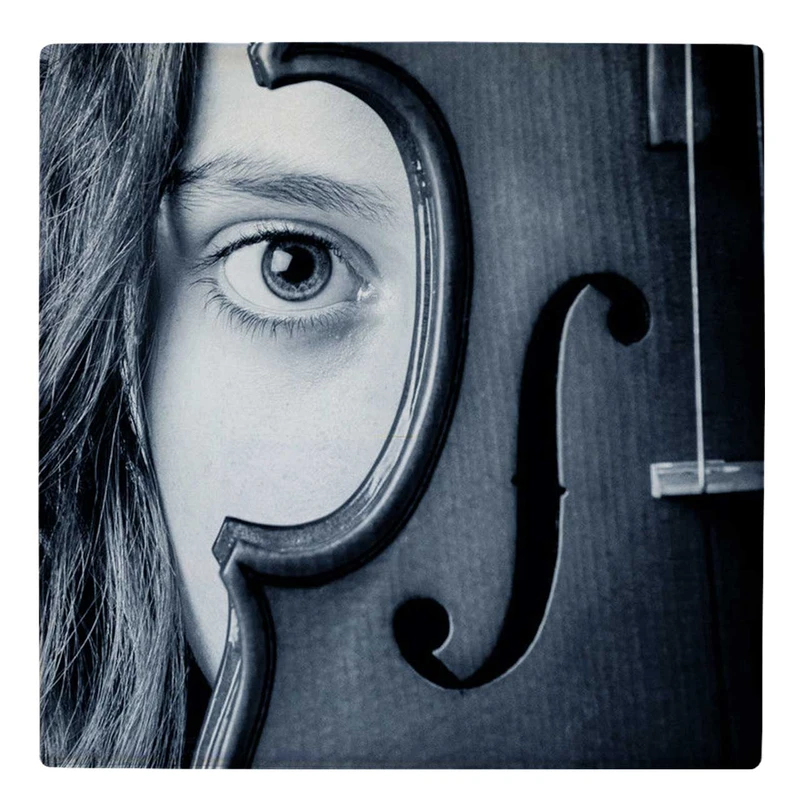  زیر لیوانی  طرح چهره دختر و ویولن کد    5121953_3867