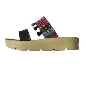 دمپایی دخترانه زرپای مدل 3-B545