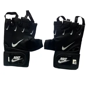 دستکش بدنسازی مدل جویمکس مدیوم 2250