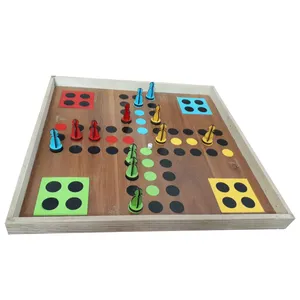 بازی فکری مدل منچ و مارپله کد LC445