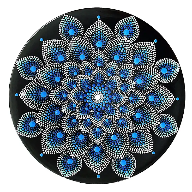 بشقاب دیوارکوب سفالی طرح نقطه کوبی مدل SADAF