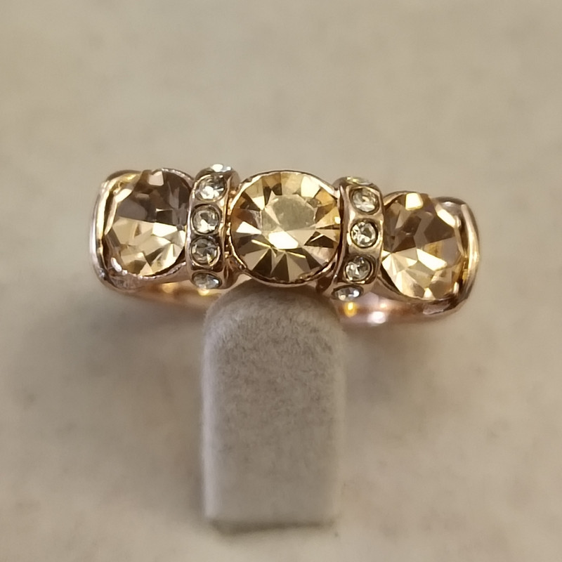 انگشتر زنانه مدل حلقه