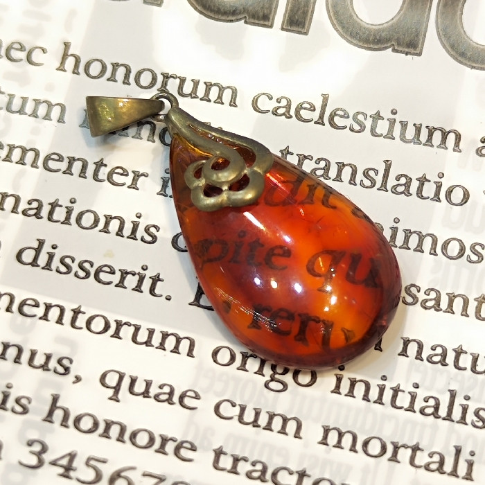 آویز گردنبند نقره زنانه مدل صمغ کهربا کد 71000