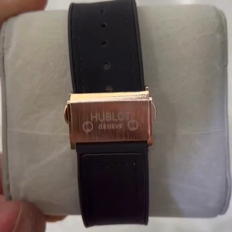 ساعت مچی عقربه‌ای مردانه  مدل تک موتوره تقویم دار