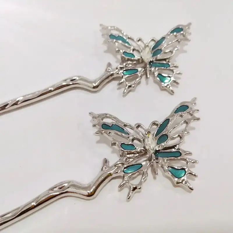 گیره مو زنانه مدل کانزاشی طرح شاپرک خال دار