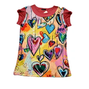 تی شرت آستین کوتاه زنانه طرح قلب