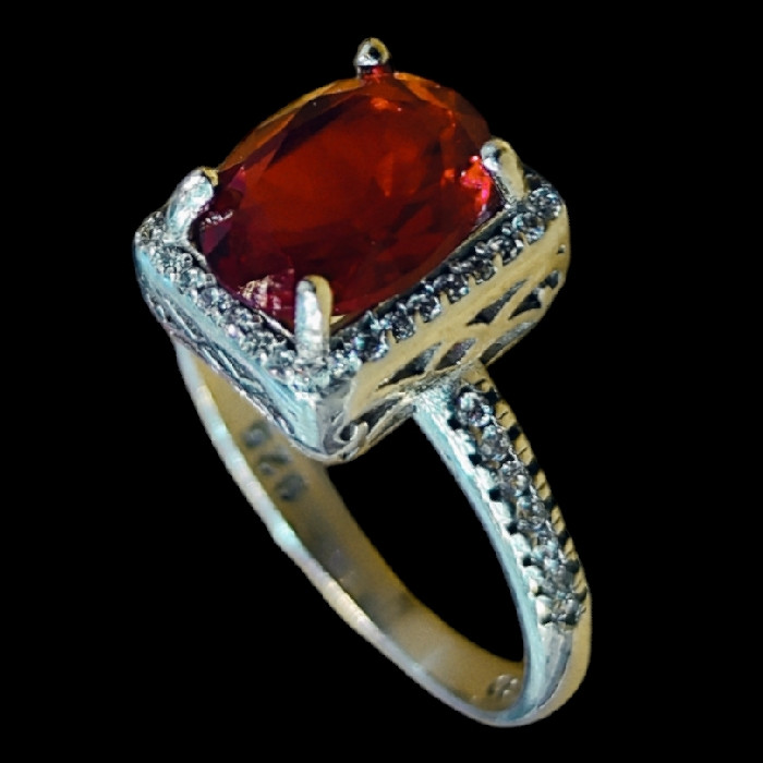 انگشتر نقره زنانه مدل سنگ یاقوت صنعتی کد 7400