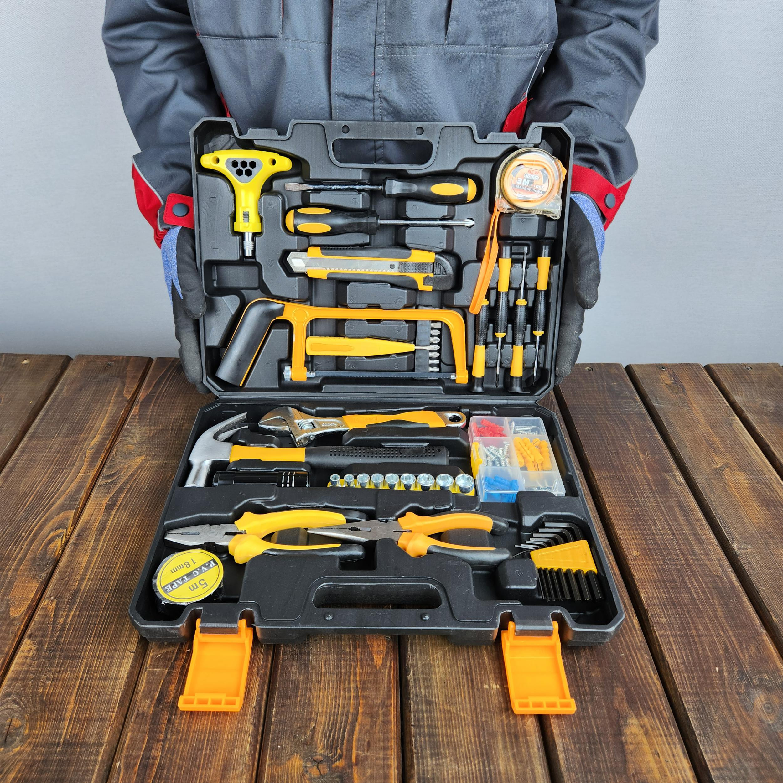 مجموعه ابزار دستی 82 عددی اینتیمکث کد GHR502