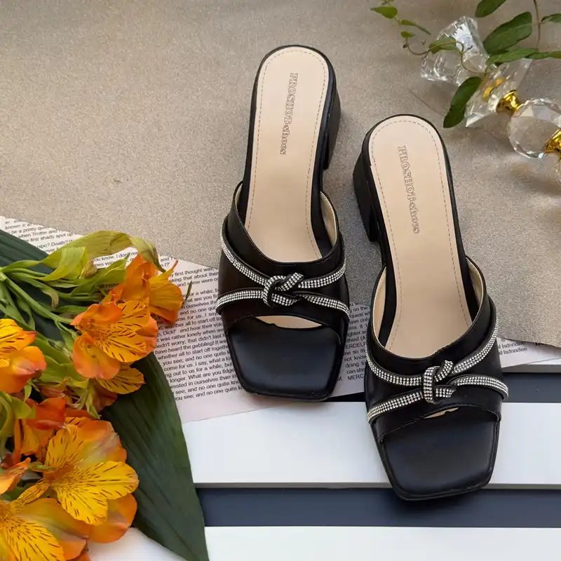 صندل زنانه مدل مجلسی روناک BL