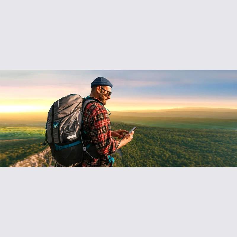 عکس شماره 12 : پاوربانک 100 وات راموس مدل m60 ظرفیت 60000 میلی آمپر ساعت