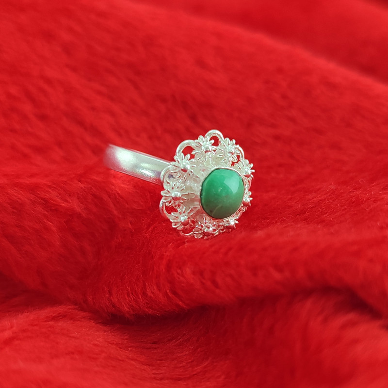 انگشتر نقره زنانه مدل فیروزه نیشابور کد NG5043 انگشتر نقره زنانه مدل فیروزه نیشابور کد NG5043