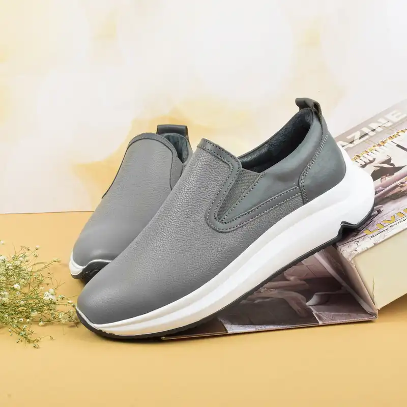 کفش روزمره زنانه مدل مادو ویلده کد GRY.2897