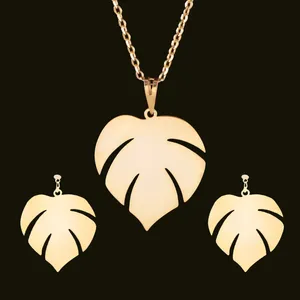 نیم ست طلا 18 عیار زنانه آمانژ مدل برگ کد D10181