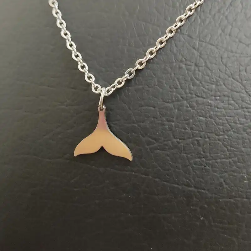 گردنبند دخترانه مدل دم پری دریایی کد 08