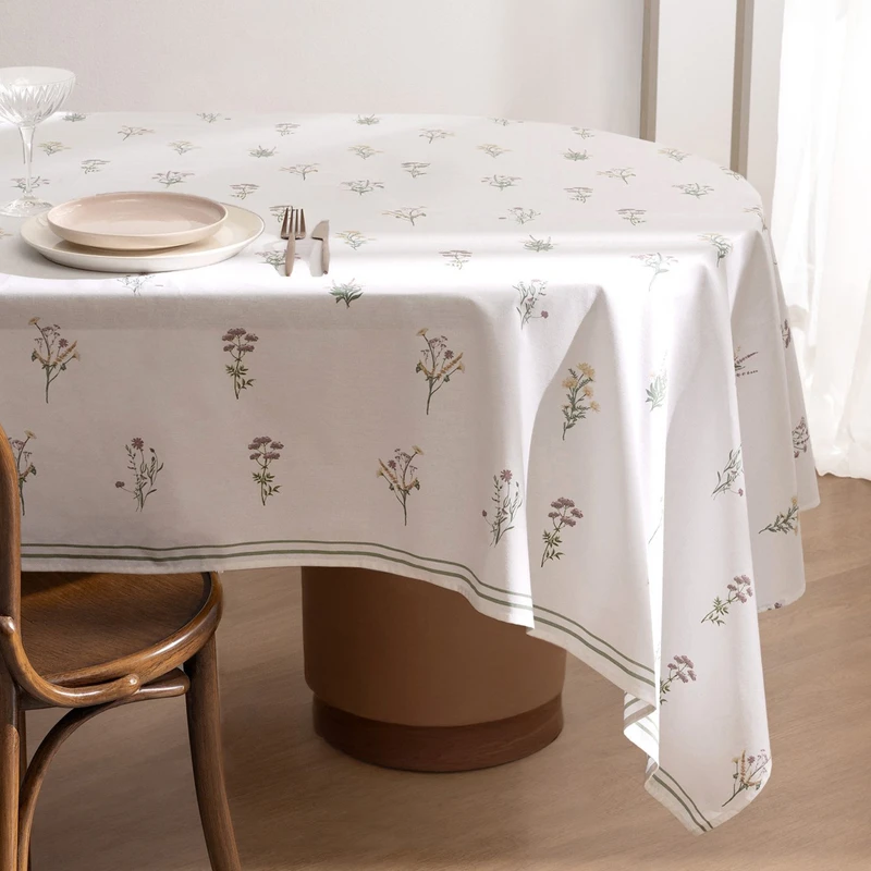 رومیزی مادام کوکو مدل Ceran سایز 160x160 سانتی‌متر