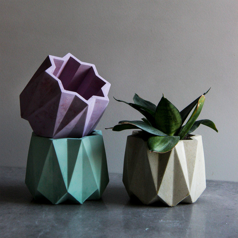 گلدان مدل G-Hio