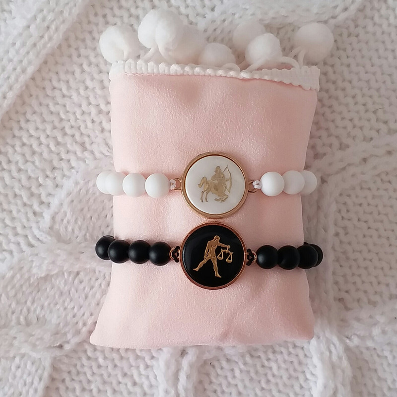 دستبند مدل مهر کد F112 مجموعه 2 عددی دستبند مدل مهر کد F112 مجموعه 2 عددی