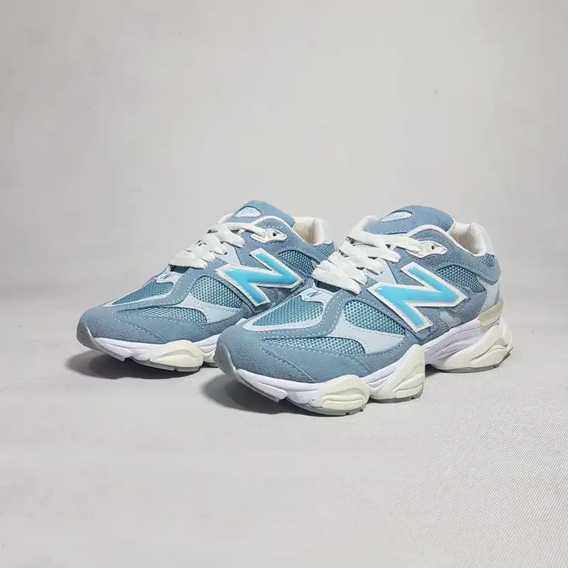 کفش پیاده روی زنانه مدل NB 9060