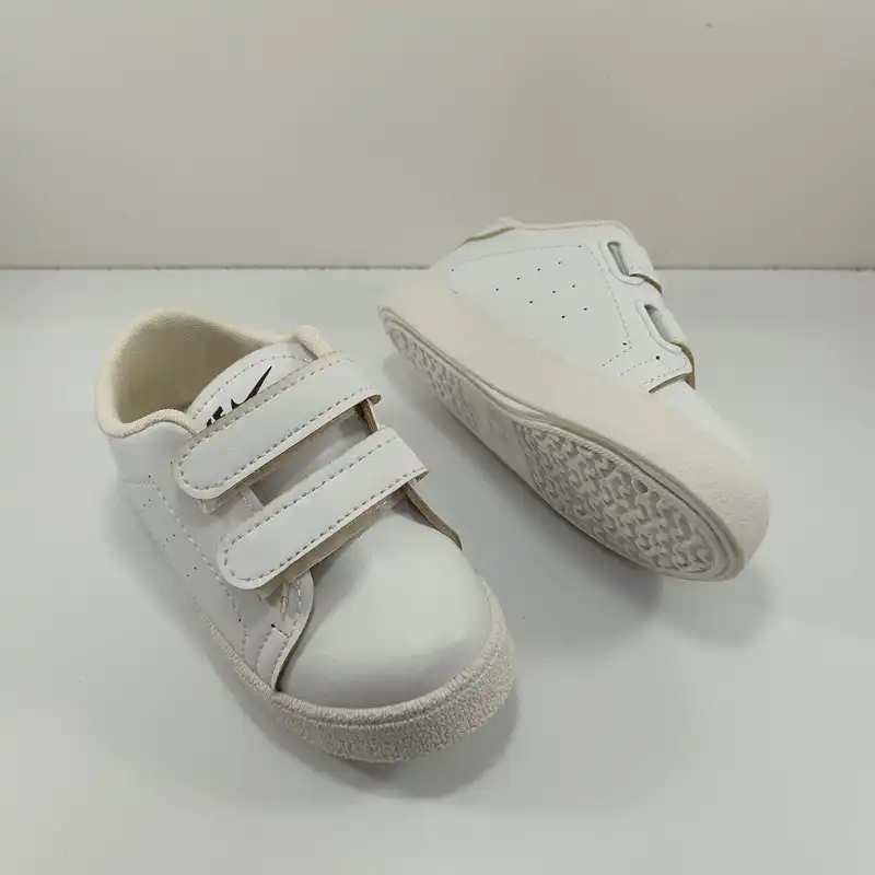 کفش راحتی بچگانه کد 322