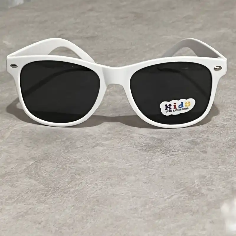 عینک آفتابی بچگانه مدل دایان کد WH IT 2