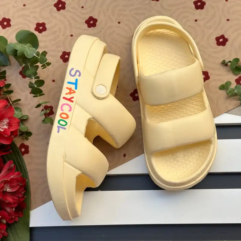 صندل زنانه پایون مدل رویال BL