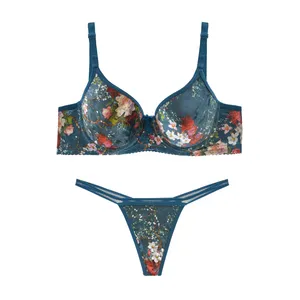 ست شورت و سوتین زنانه مدل مخمل اسفنجی گلدار