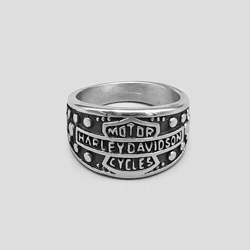 انگشتر مدل SK-Stdns-630