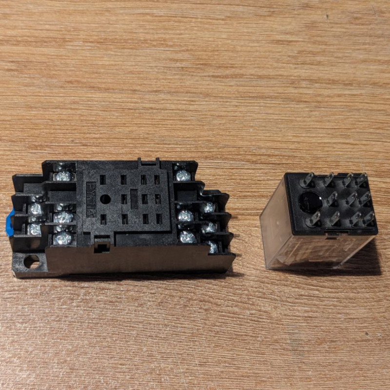 رله سه کنتاکت جیا مدل HH53P