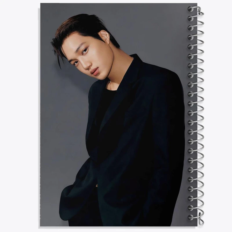 دفتر شطرنجی 50 برگ خندالو طرح کای گروه اکسو EXO کد 13387