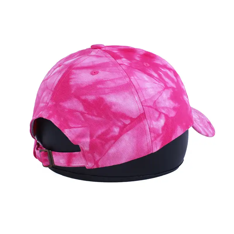 کلاه کپ مدل گلدوزی طرح ابر و بادی