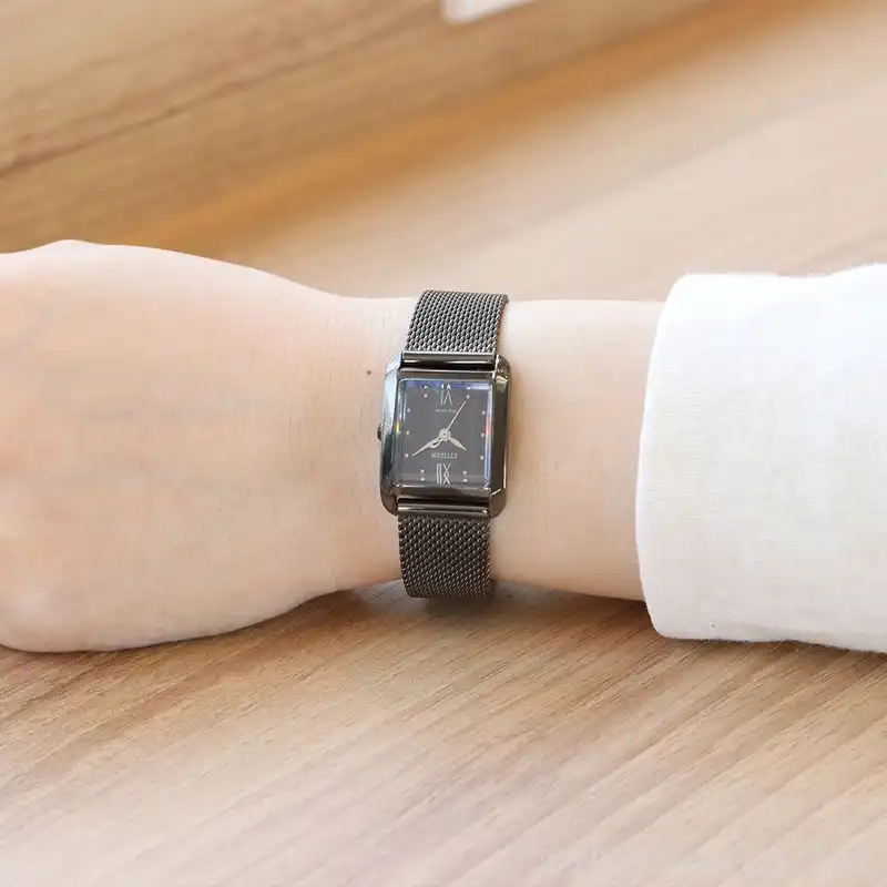 ساعت مچی عقربه ای زنانه سیتی زن مدل EW5597-63L