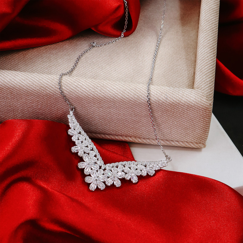 سرویس نقره زنانه جی تی ای مدل زنجیری سرویس نقره زنانه جی تی ای مدل زنجیری