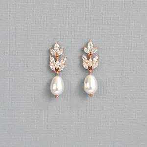  گوشواره طلا 18 عیار زنانه قیراط طرح مروارید کد GH592