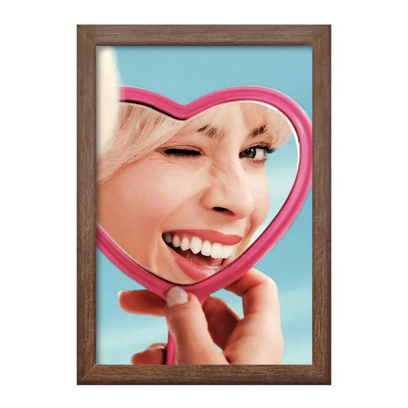 تابلو خندالو طرح مارگو رابی (Margot Robbie) کد F10209