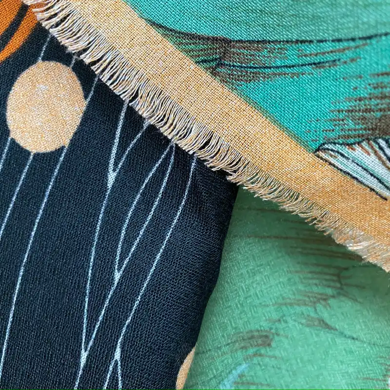 روسری زنانه مدل نخ پنبه وارداتی دور ریش کد 02