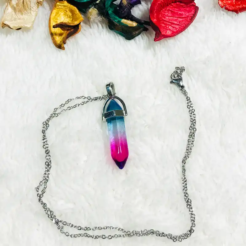 گردنبند مدل منشور رنگین