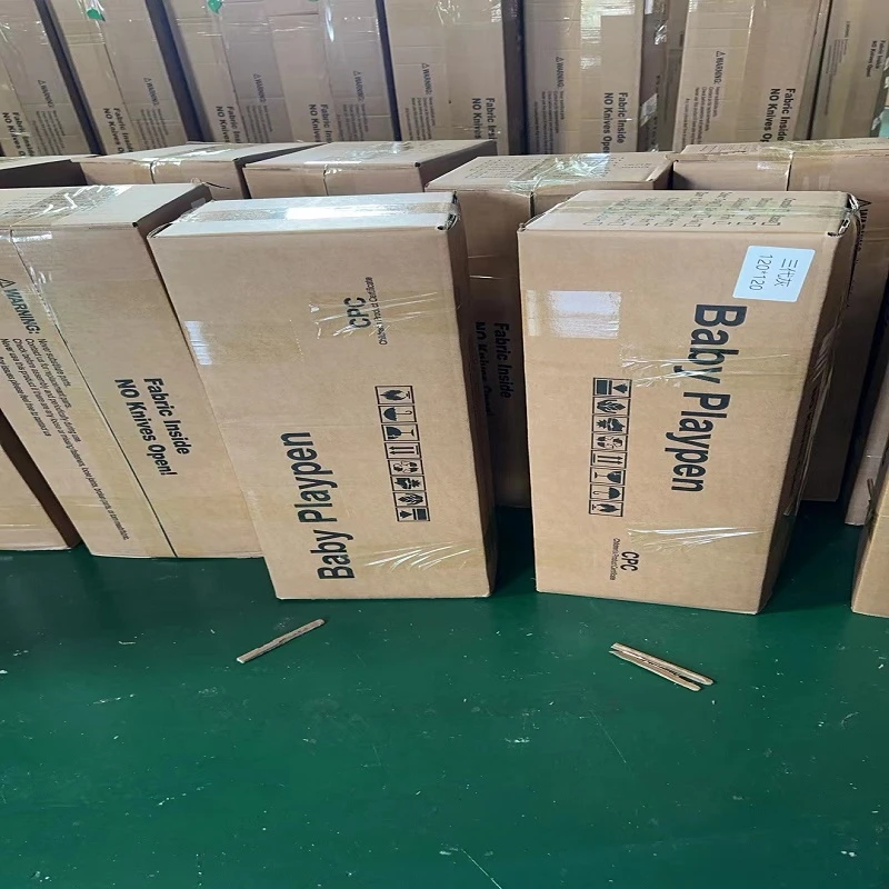 عکس شماره 11 : استخر توپ مدل دایناسور