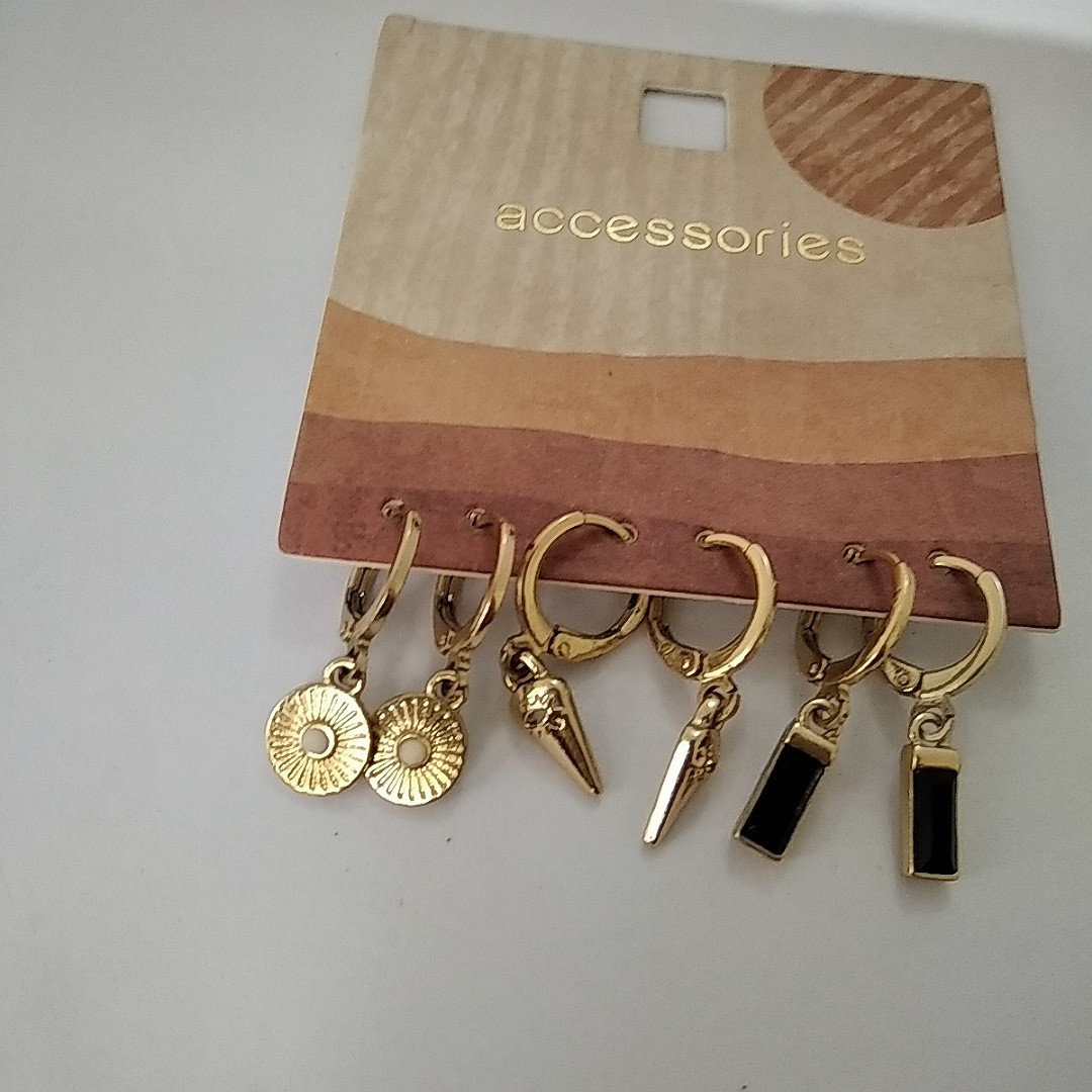 گوشواره زنانه اکسسورایز مدل هندسی کد B3 مجموعه 3 عددی