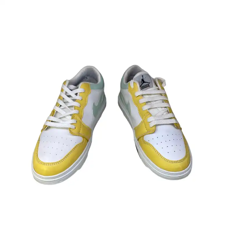 کفش تمرین زنانه مدل مچی بیاله