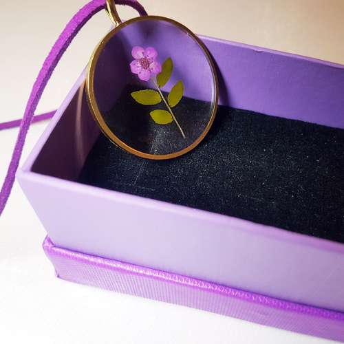 گردنبند زنانه طرح گل مدل B10