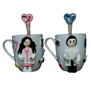 لیوان سرامیکی مدل دختر و پسر پزشک داروساز کد 03019 مجموعه 2 عددی به همراه قاشق