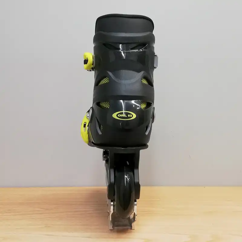 اسکیت کفشی بچگانه روسز مدل اورلاندو به همراه کلاه و لوازم ایمنی