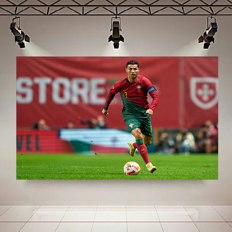 تابلو بوم مخمل طرح اسطوره فوتبال مدل دیپ کد AR304852