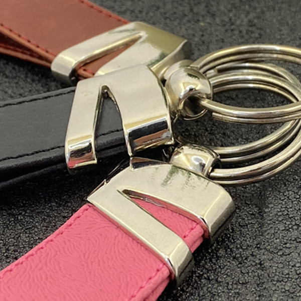 جاکلیدی مدل چرم 01 بسته 3 عددی جاکلیدی مدل چرم 01 بسته 3 عددی