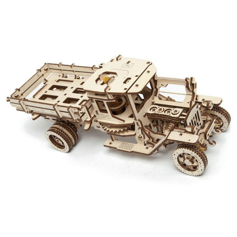 ساختنی مدل ماکت چوبی ماشین کد M69