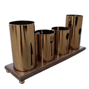 جا قاشقی مدل پایه دار مجموعه 4 عددی به همراه استند