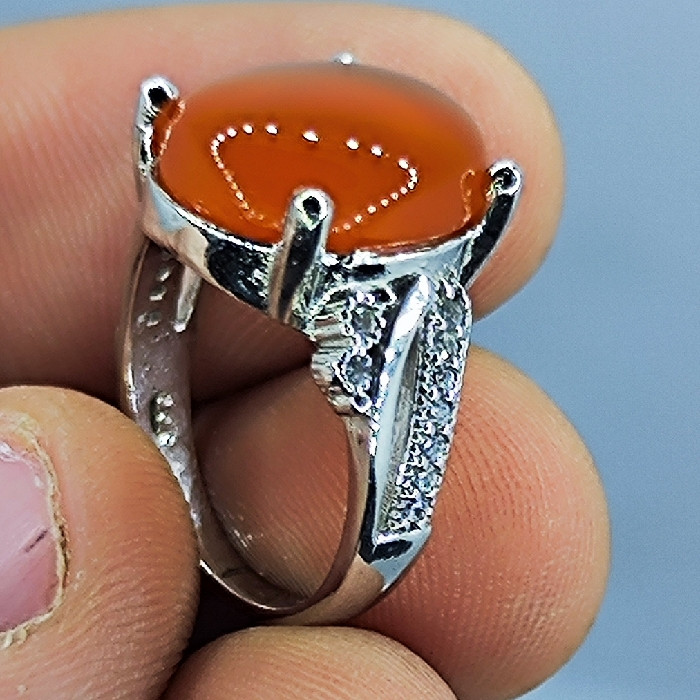 انگشتر نقره زنانه نقره جات بافندگان مدل عقیق یمانی کد 33 انگشتر نقره زنانه نقره جات بافندگان مدل عقیق یمانی کد 33