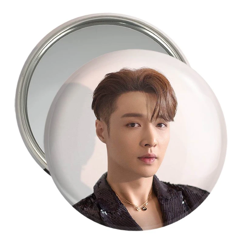 آینه جیبی خندالو مدل لی گروه اکسو EXO  کد 13435