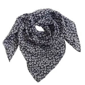 روسری زنانه مدل مینی اسکارف گلگلی